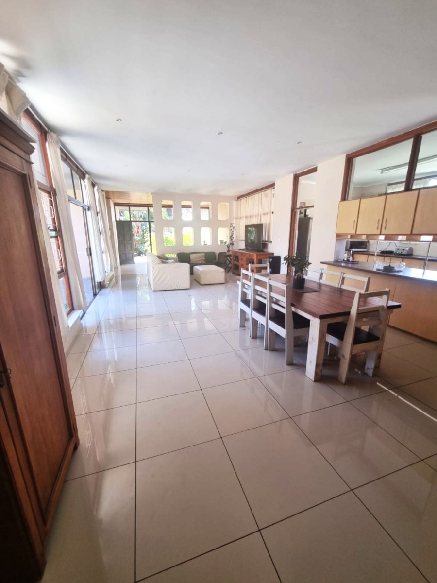 5 Bedroom Property for Sale in Vierlanden Western Cape